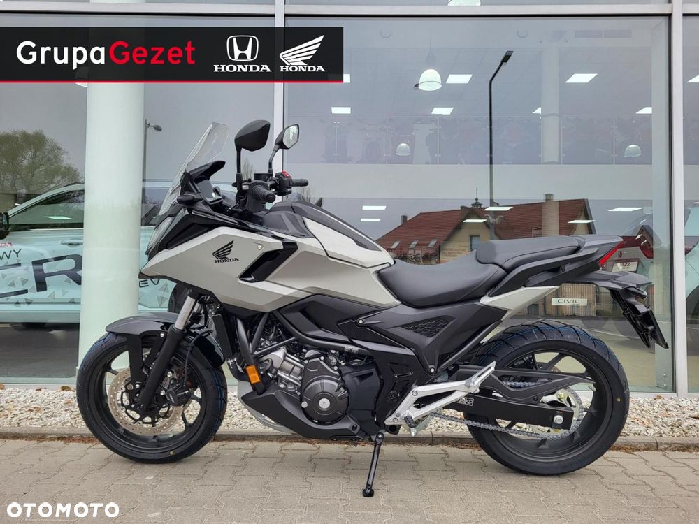 Honda NC - 2