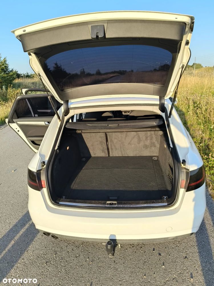 Audi A4 Avant 2.0 TDI Quattro Line - 15