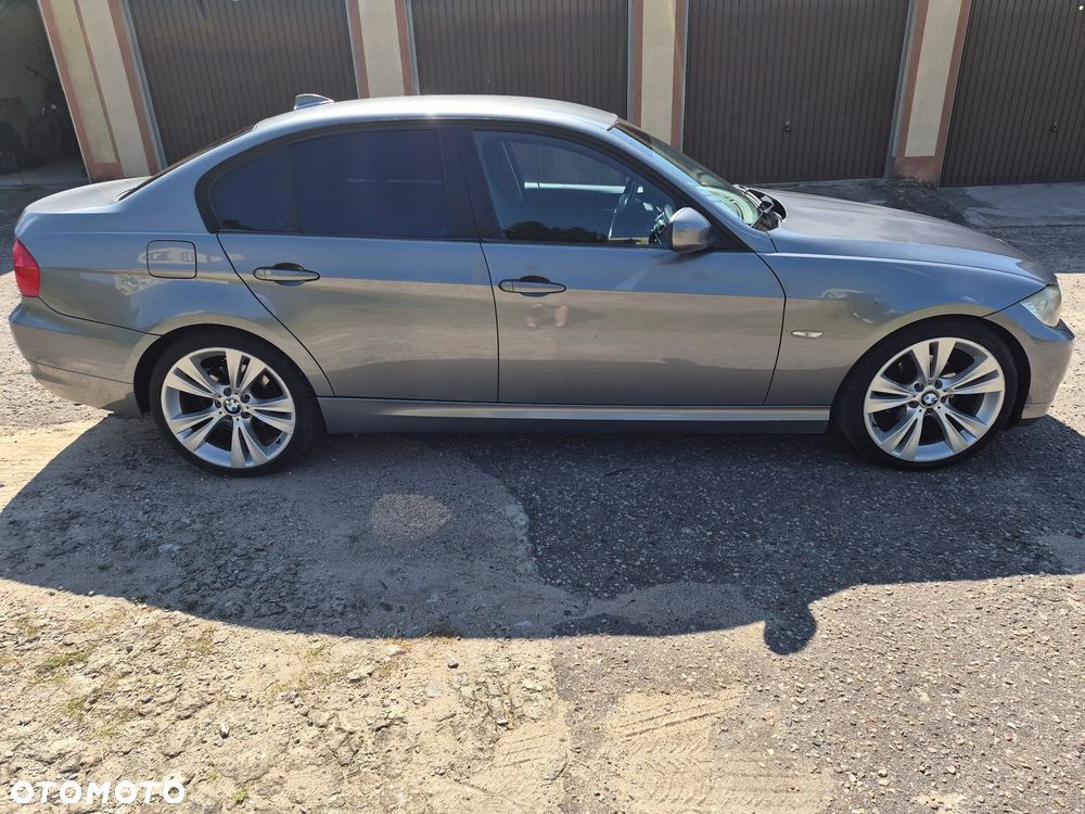 BMW Seria 3 - 12