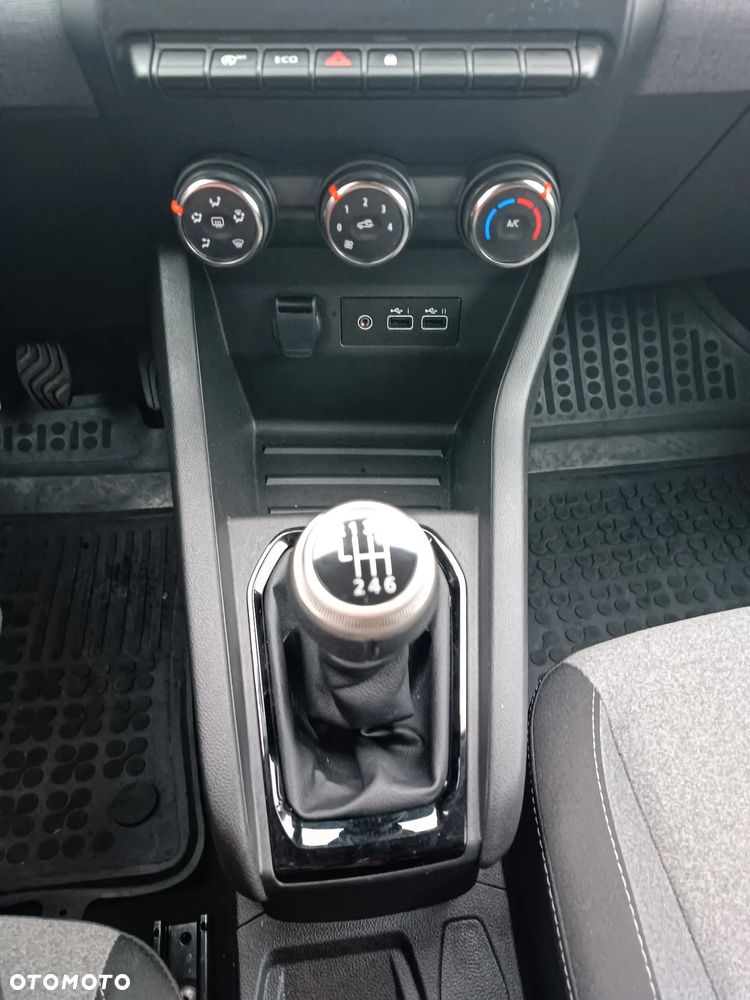 Renault Clio 1.0 TCe Evolution - 20