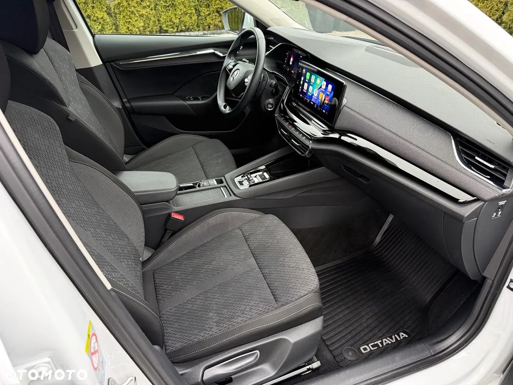 Skoda Octavia 2.0 TDI Style DSG - 28