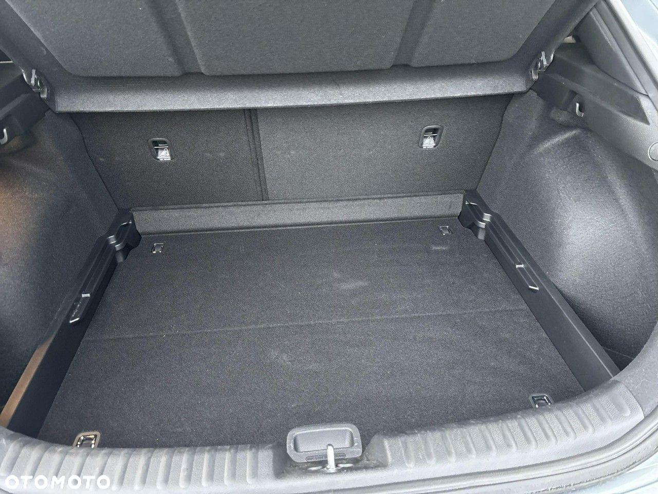 Kia XCeed - 22