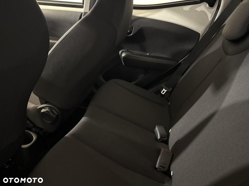Toyota Aygo - 17