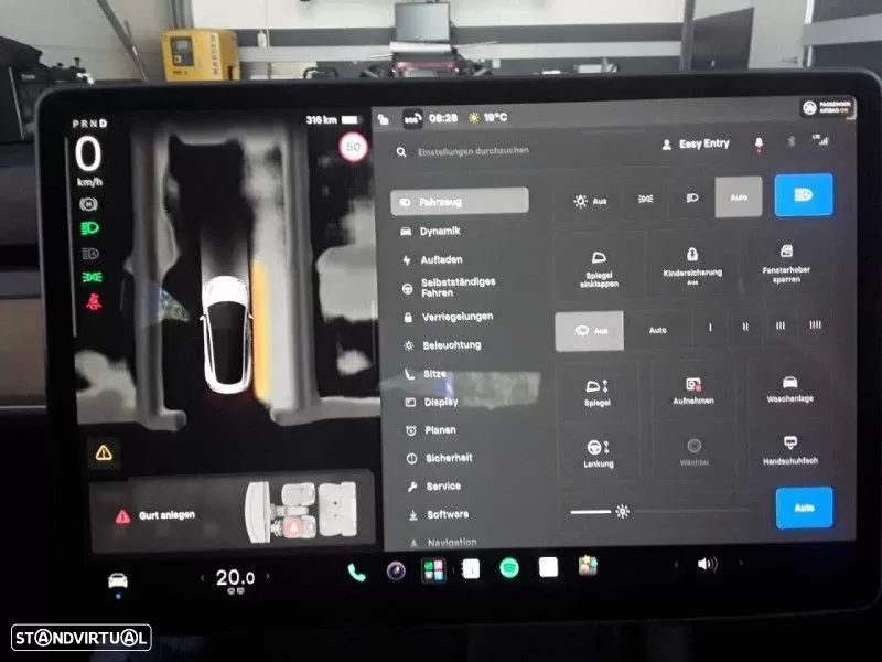 Tesla Model 3 - 8