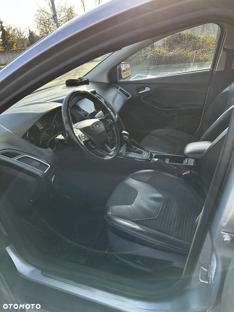 Ford Focus - 16