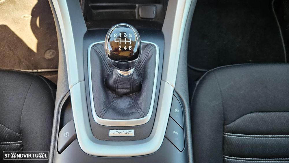 Ford Mondeo SW 1.5 TDCi Titanium - 24