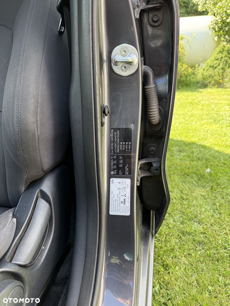 Kia Rio 1.4 M - 5