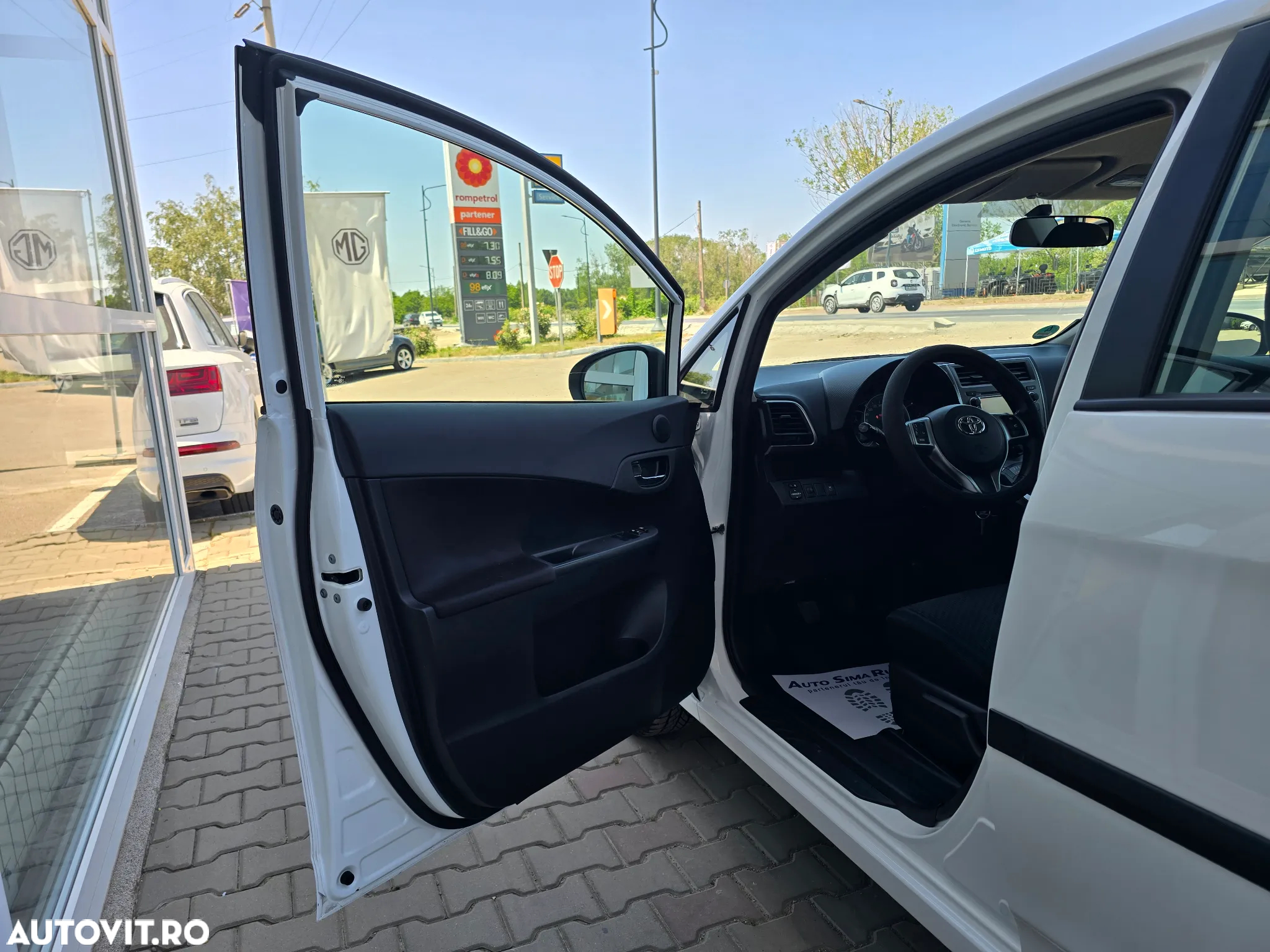 Toyota Verso S 1.4 D-4D - 16