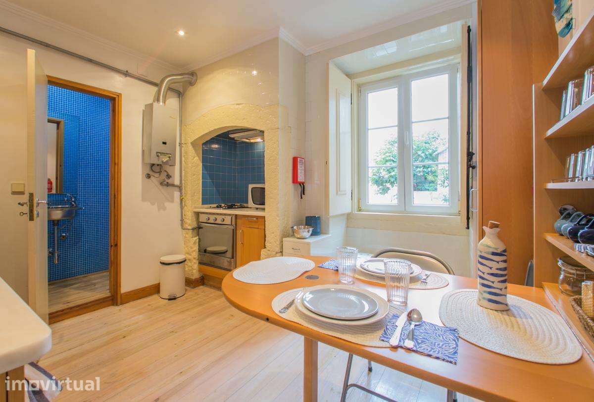 Apartamento com 1 quartos - localizado em São Bento Lisbon - Grande imagem: 3/12