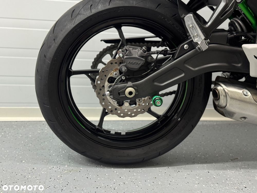 Kawasaki Z - 7