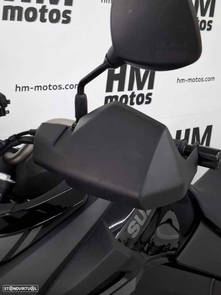 Suzuki DL 650A V-STROM - 18