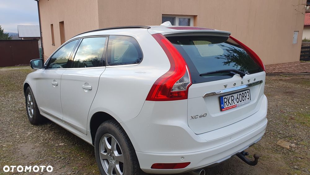 Volvo XC 60 D3 Geartronic Momentum - 10