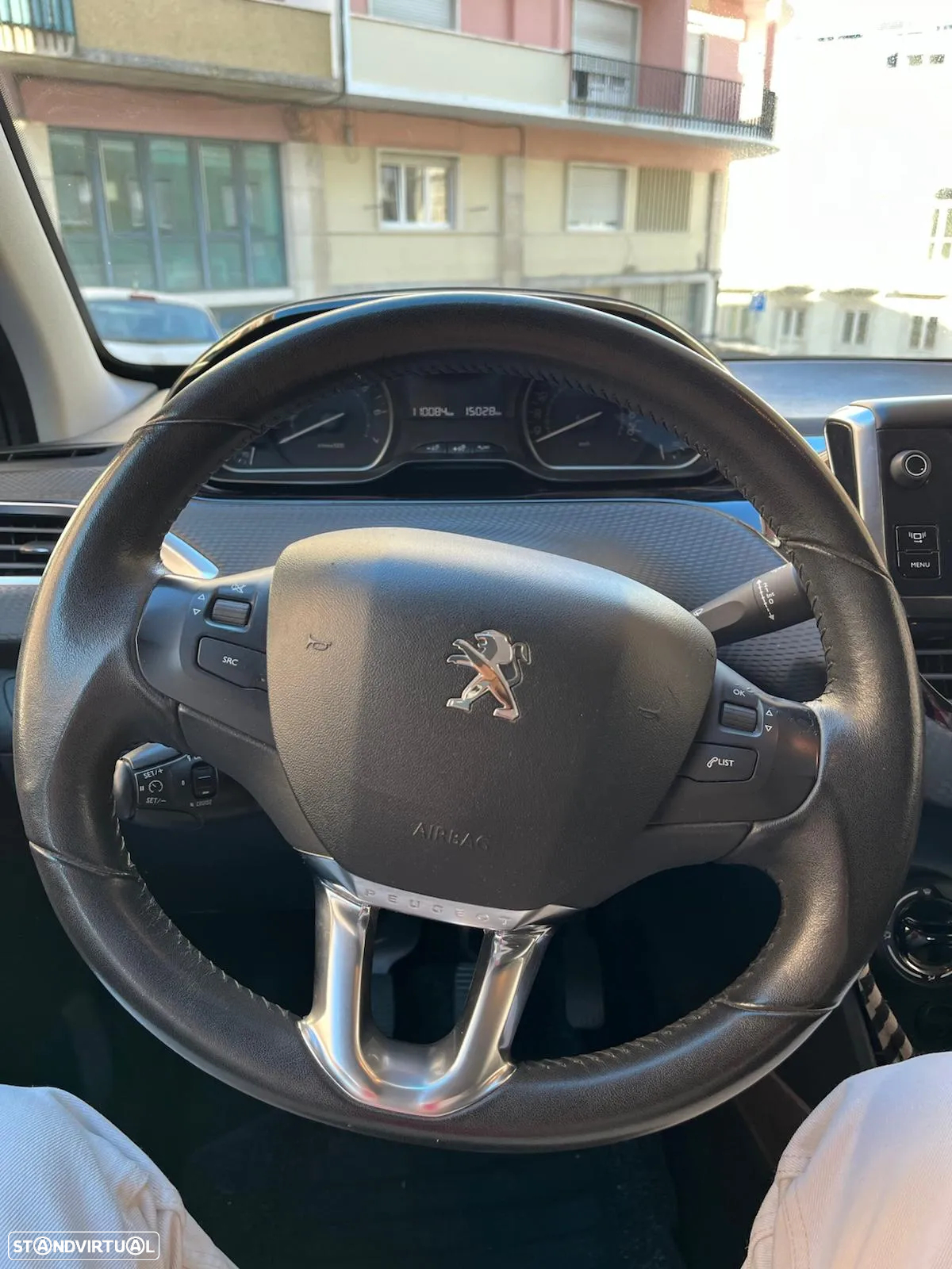 Peugeot 2008 1.2 PureTech Active - 5