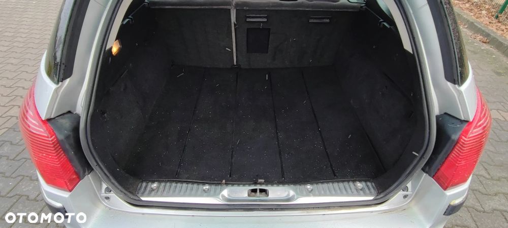 Peugeot 407 2.0 HDI Intense - 14