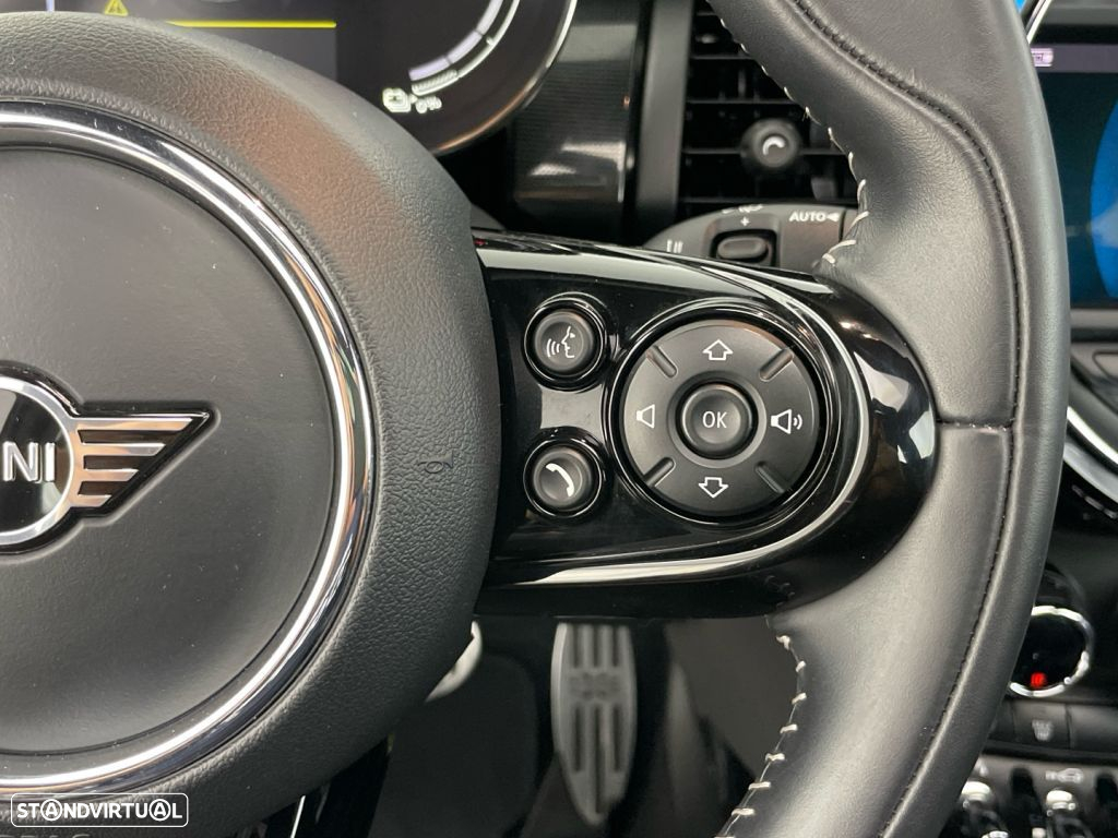 MINI 3 Portas Cooper SE - 17