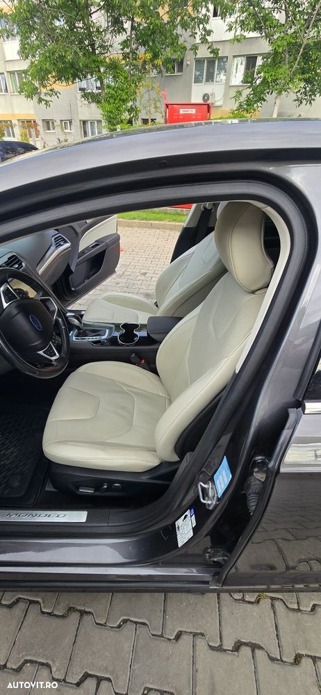Ford Mondeo 2.0 TDCi Powershift Titanium - 10