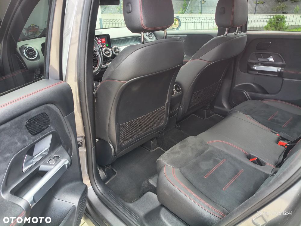 Mercedes-Benz GLB 220 d 4-Matic AMG Line 8G-DCT - 11