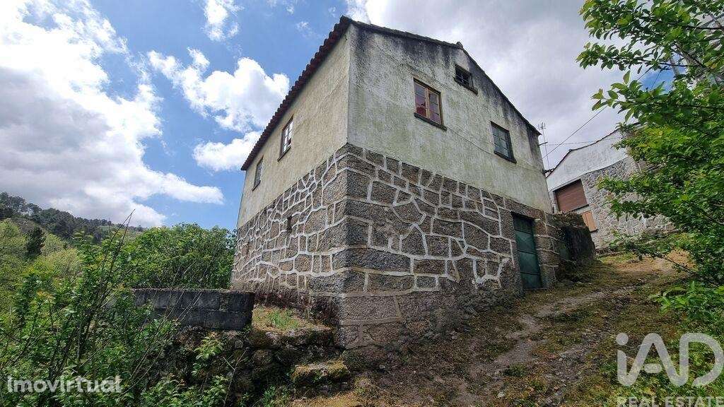 Casa / Villa T2 em Prados - Grande imagem: 3/18