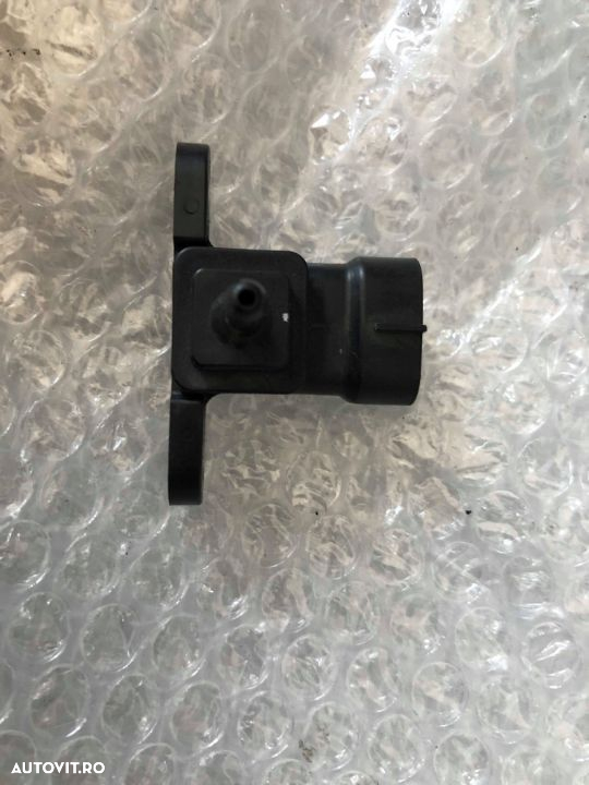 senzor presiune 2.0 d  mazda 3 5 dupa 2003 - 2