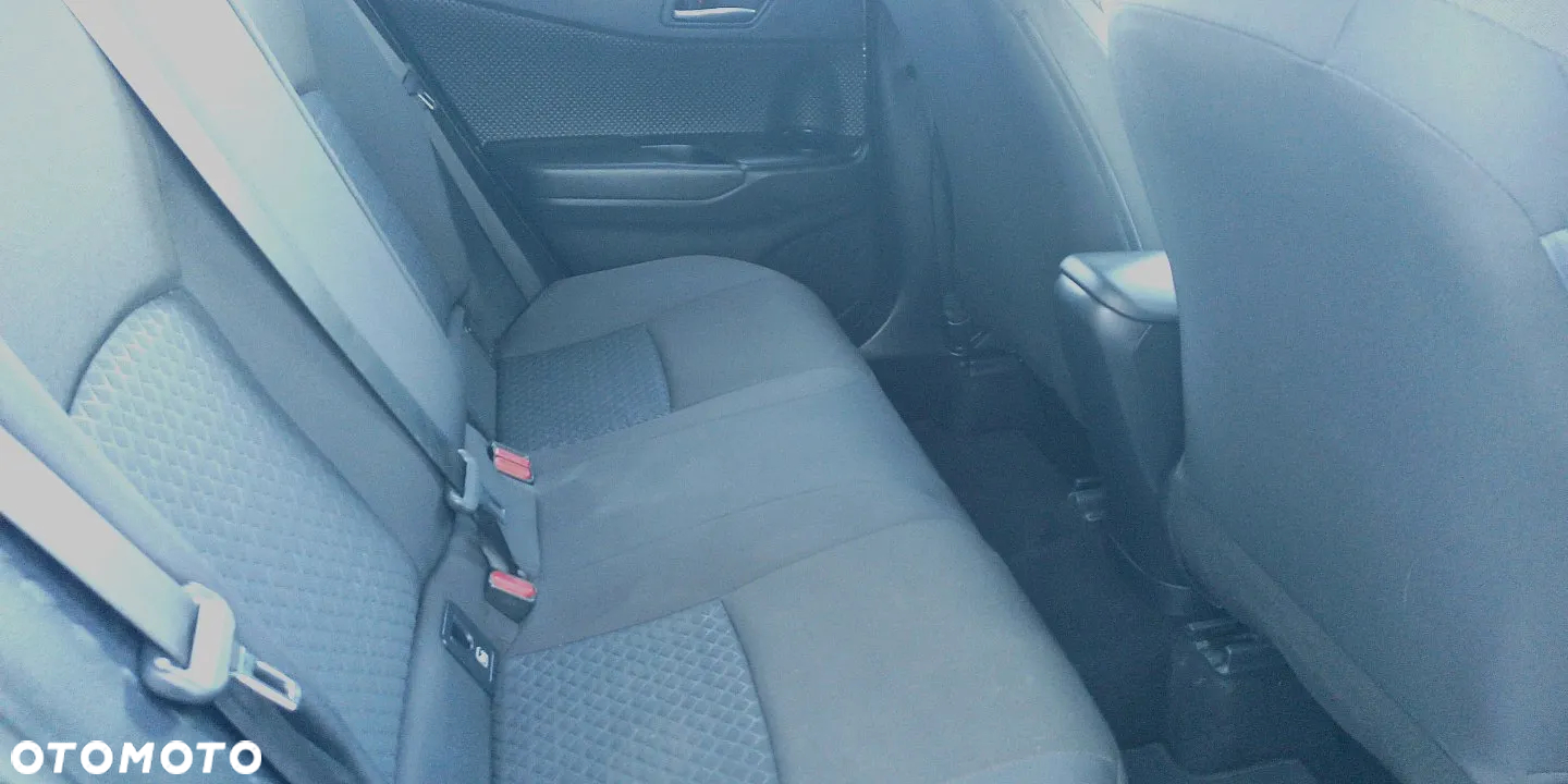 Toyota C-HR 1.8 Hybrid Business Edition - 23