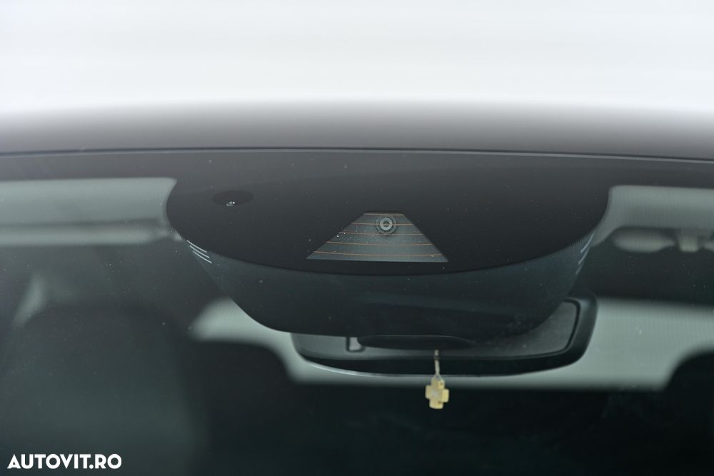 Volvo XC 60 B4 D AWD Geartronic Momentum - 22