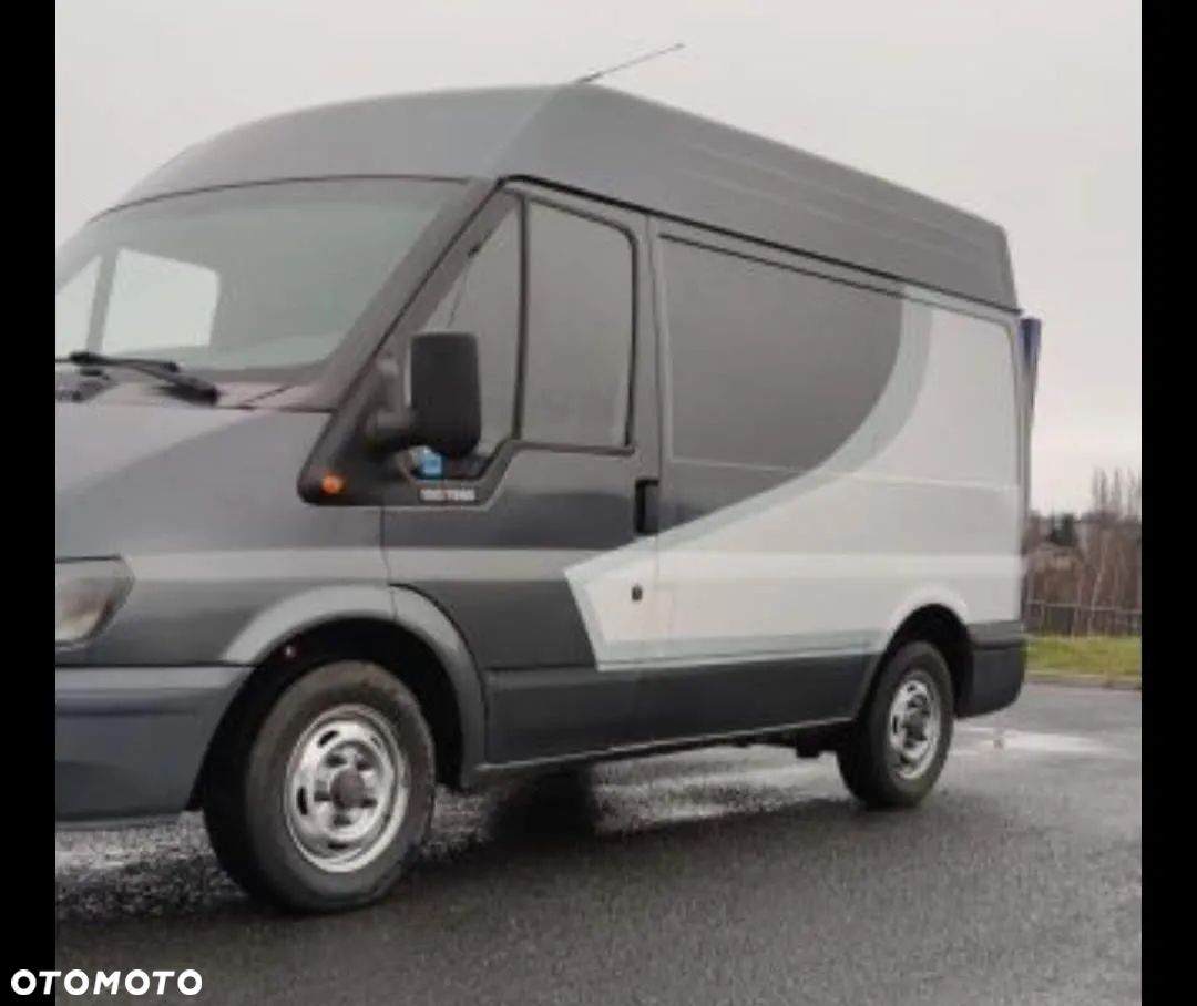 Ford Transit - 1