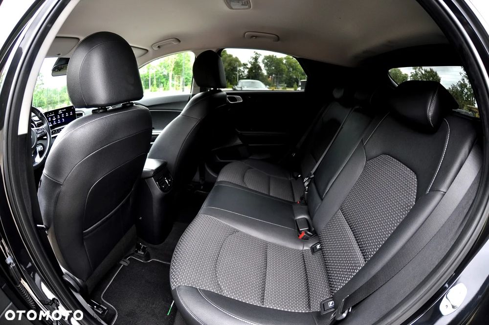 Kia XCeed 1.6 CRDi PLATINUM EDITION - 20