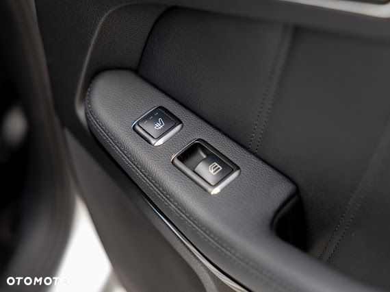 Mercedes-Benz Klasa E 63 AMG AMG Speedshift 7G-MCT - 16