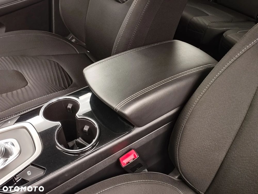 Ford S-Max 2.0 EcoBlue Titanium - 26