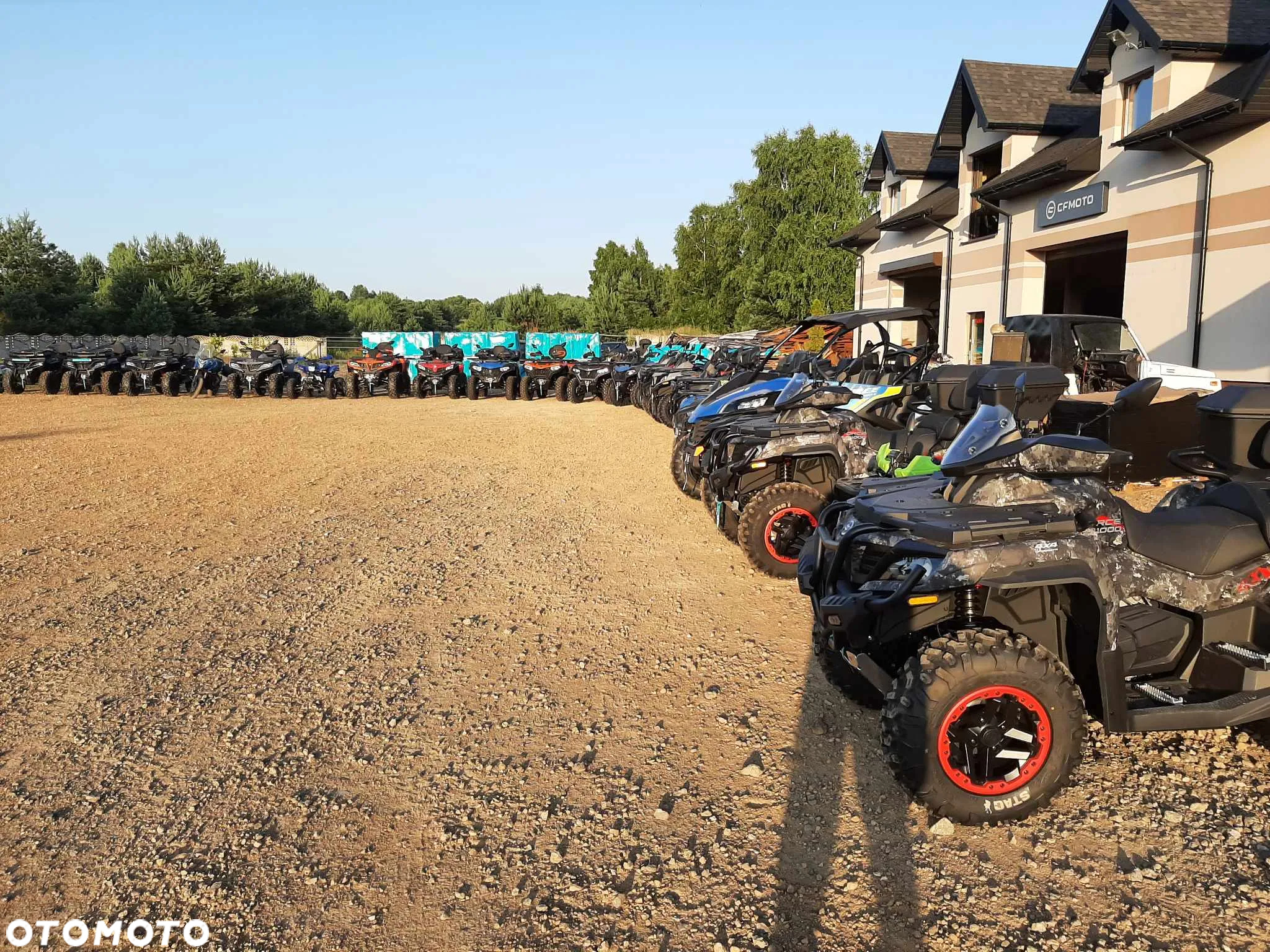 CFMoto CForce - 17