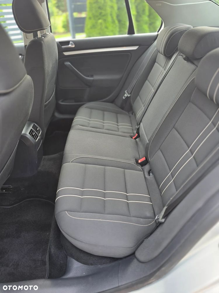 Volkswagen Jetta 1.4 TSI Comfortline - 15