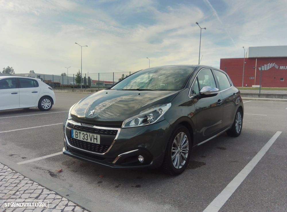 Peugeot 208 PureTech 82 Start & Stop Allure - 1
