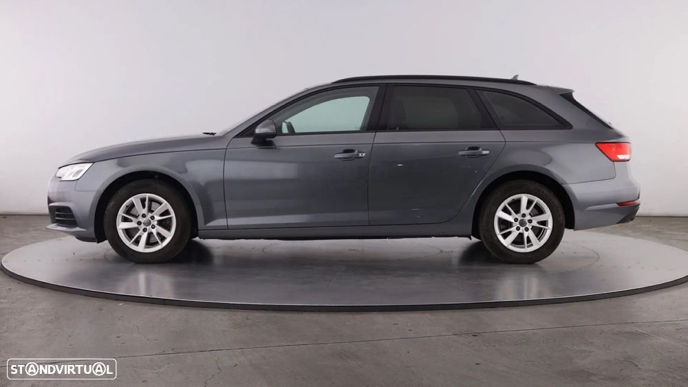 Audi A4 Avant 2.0 TDI Advance - 4