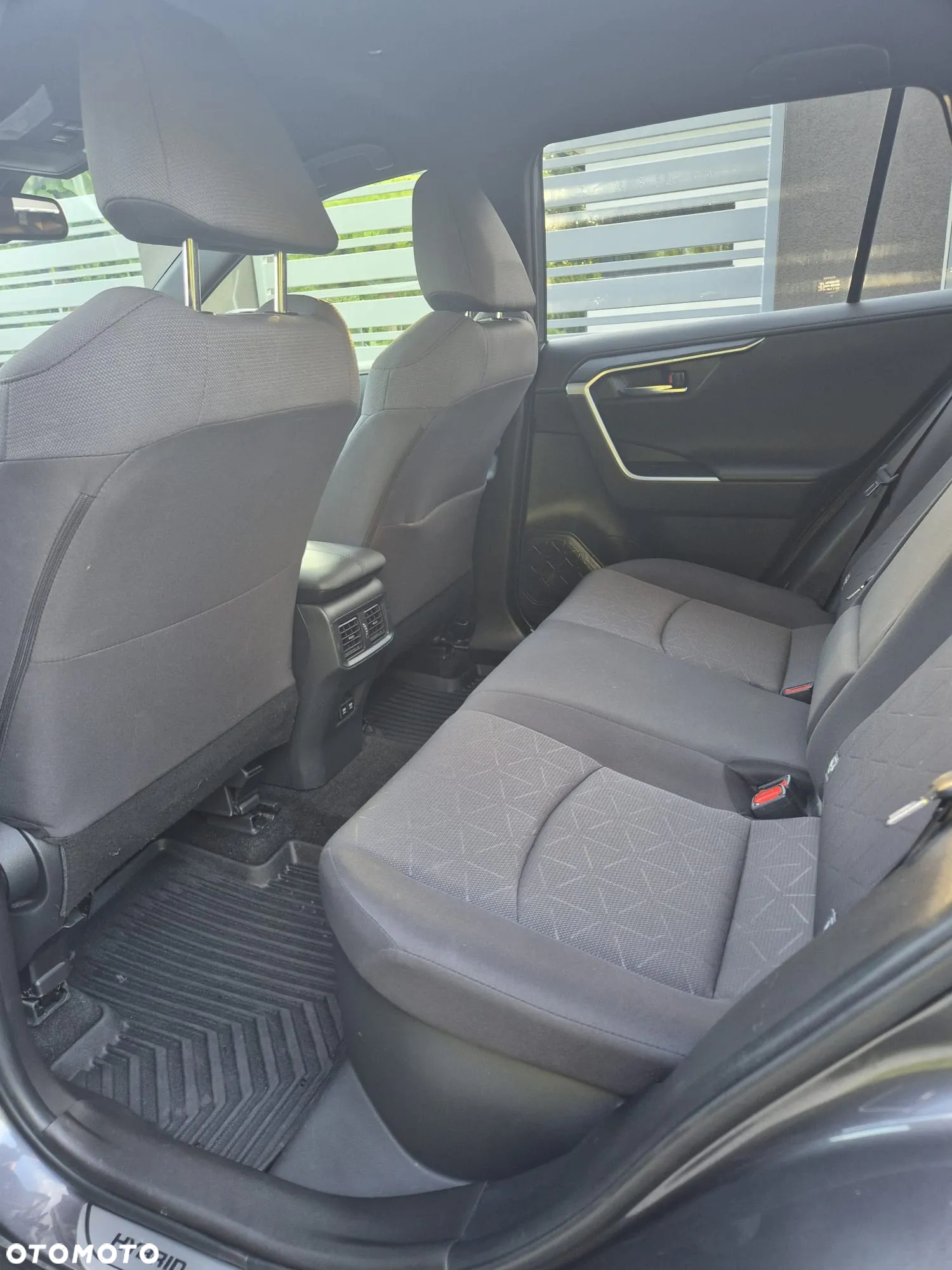Toyota RAV4 2.5 Hybrid Comfort 4x2 - 24