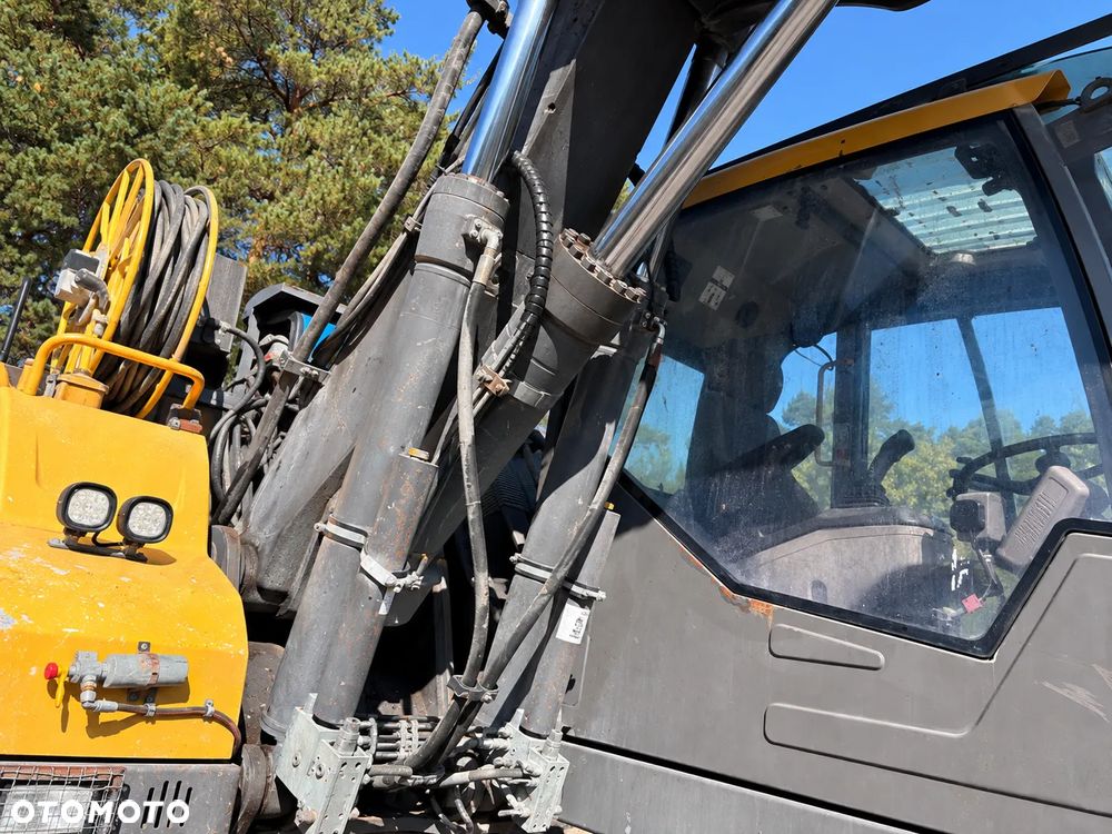 Volvo Ew210D - 7