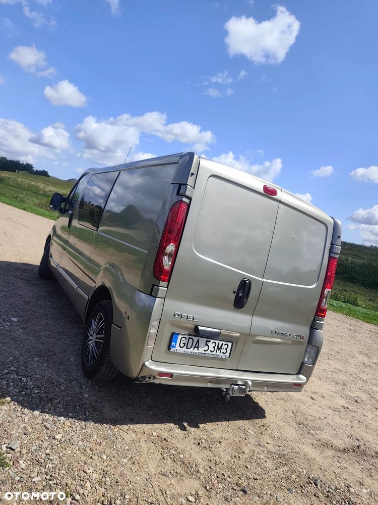 Opel Vivaro - 15