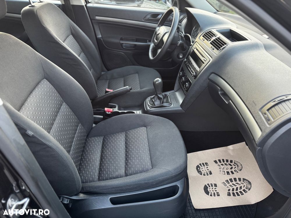 Skoda Octavia 1.4 Ambiente TSI - 17