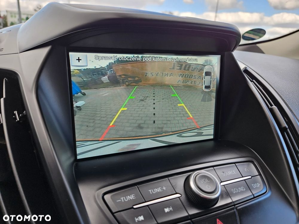 Ford Kuga 2.0 TDCi 4x4 Titanium - 25