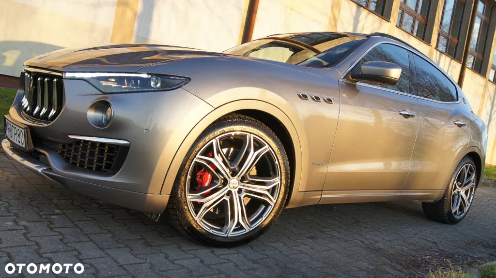 Maserati Levante Granlusso - 2