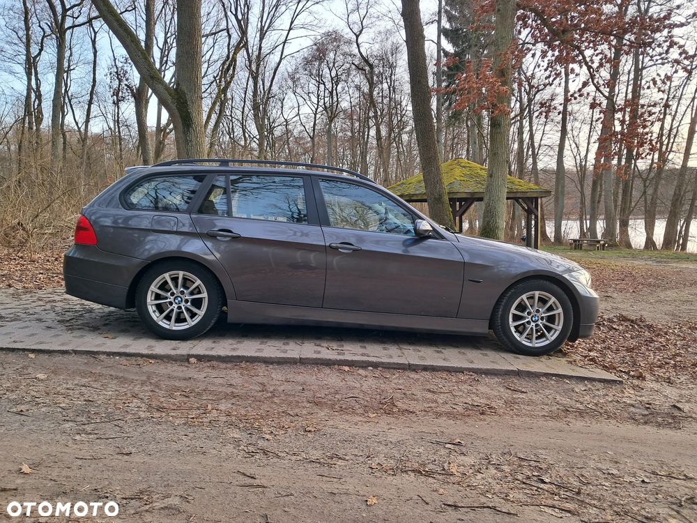BMW Seria 3 320d - 18