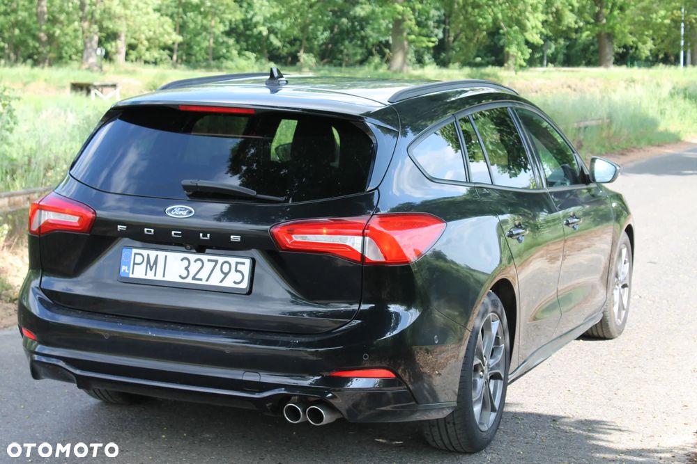 Ford Focus 1.5 EcoBlue Start-Stopp-System ST-LINE - 16