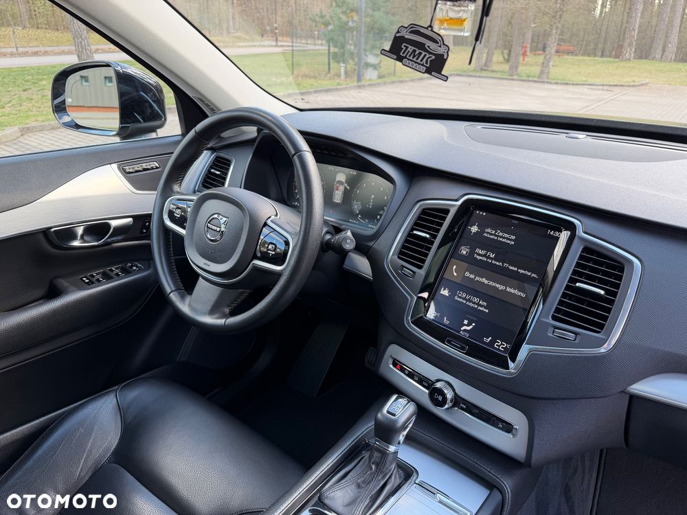 Volvo XC 90 - 22