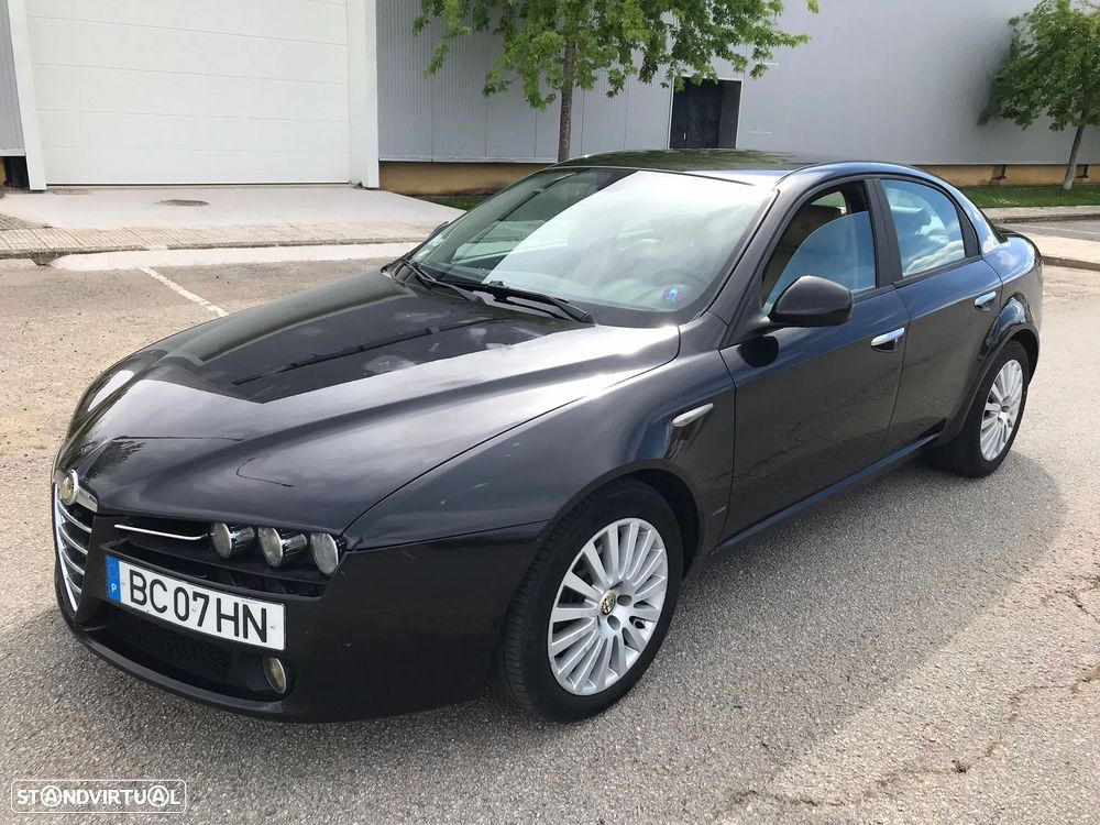 Alfa Romeo 159 1.9 JTDM 16V - 6