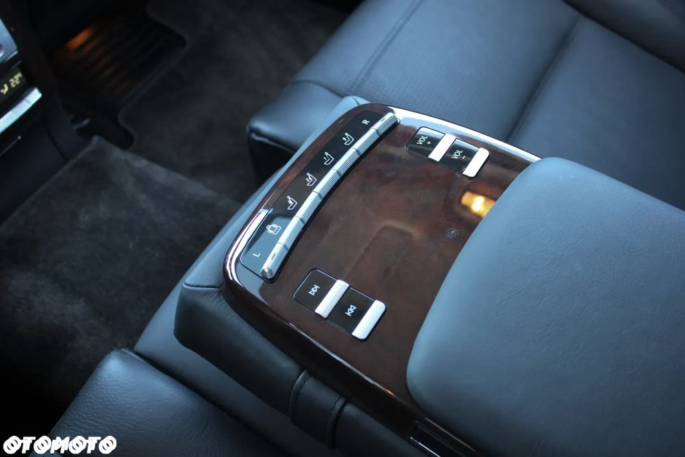 Mercedes-Benz Klasa S 63 AMG L 7G-TRONIC - 15