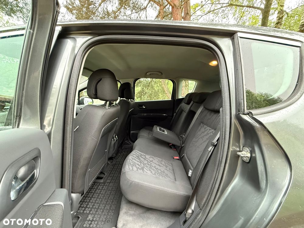 Peugeot 3008 1.6 HDi Premium - 21