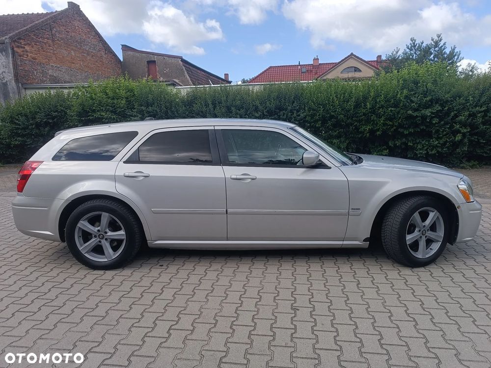 Dodge Magnum 5.7 V8 - 2