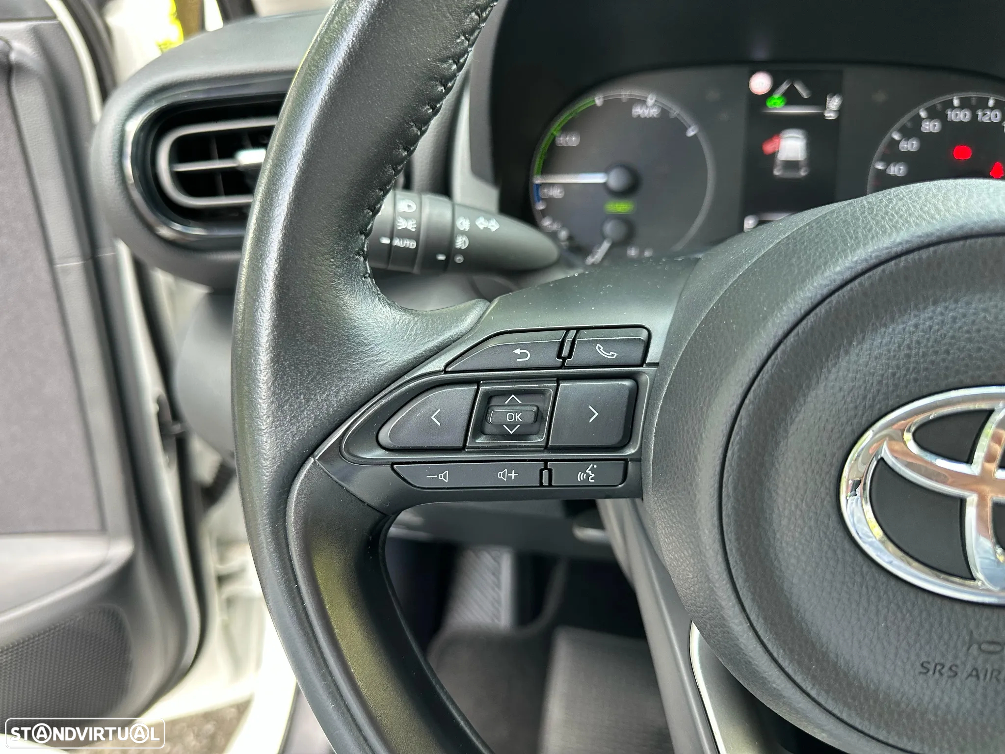 Toyota Yaris 1.5 HDF GR Sport - 21