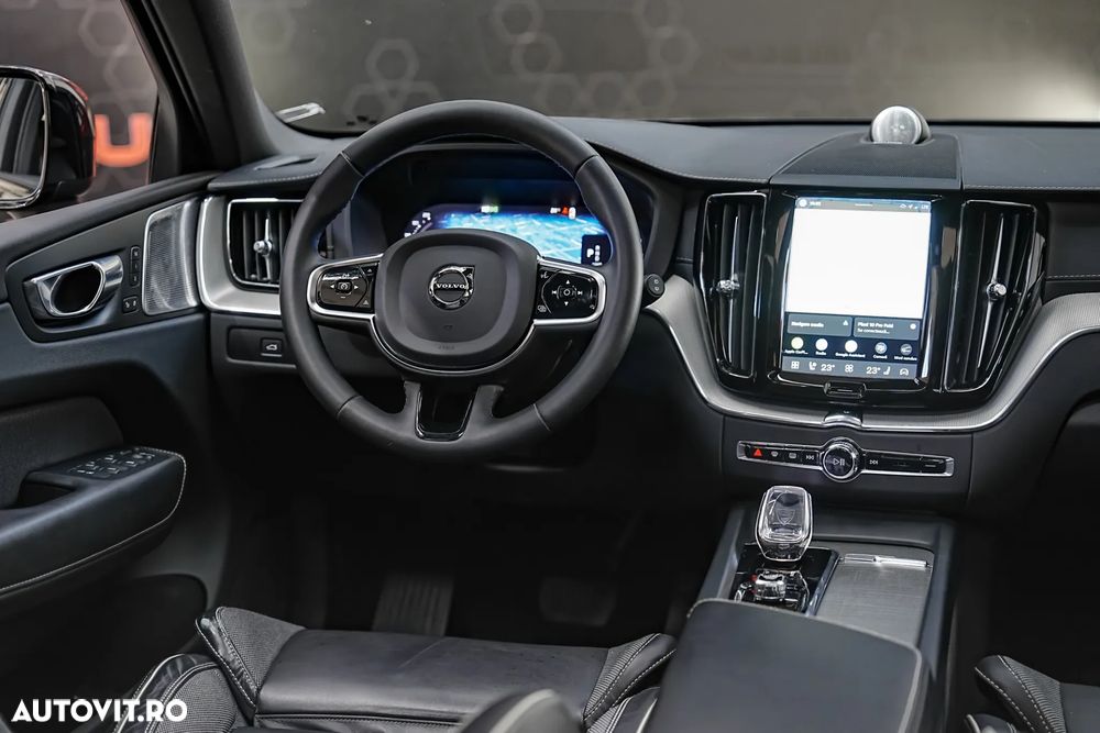 Volvo XC 60 B4 D AWD Ultimate Dark - 15