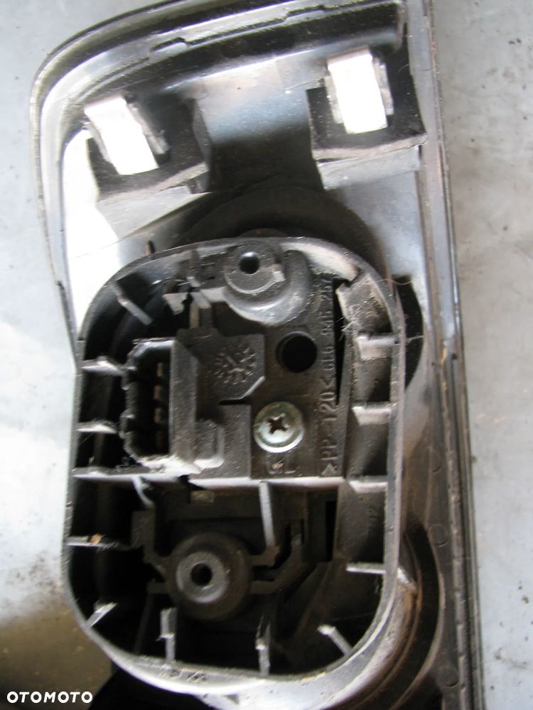 LAMPA PRAWA TYLNA SEAT IBIZA III 6L6945095A - 8