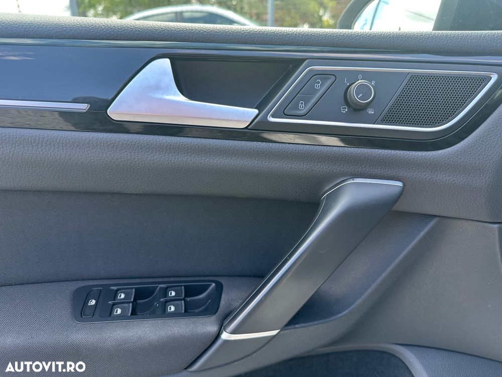 Volkswagen Golf Sportsvan 2.0 TDI (BlueMotion Technology) Highline - 8